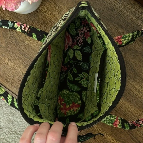 Vera Bradley Purse Black Quilt Fabric Floral Print Shoulder Bag Green Pink Blue - Picture 10 of 14